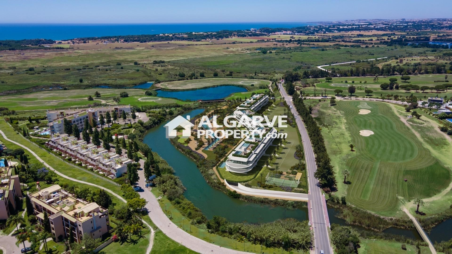 Apartment in Quarteira - view 1