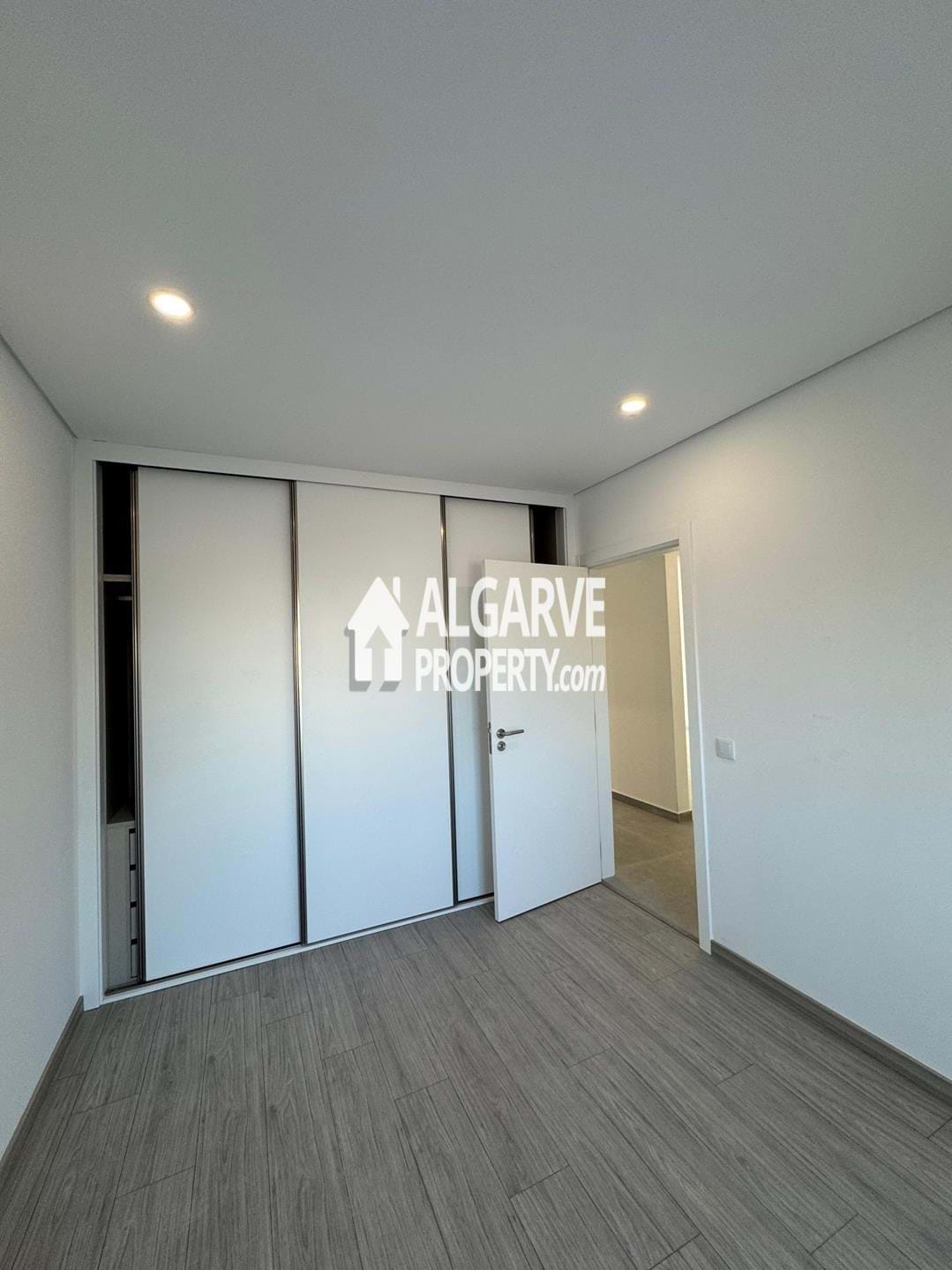 Apartment in Almancil - view 1