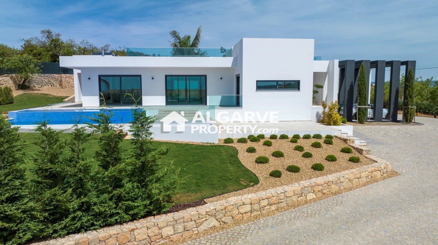 Villa in Loule - view 1