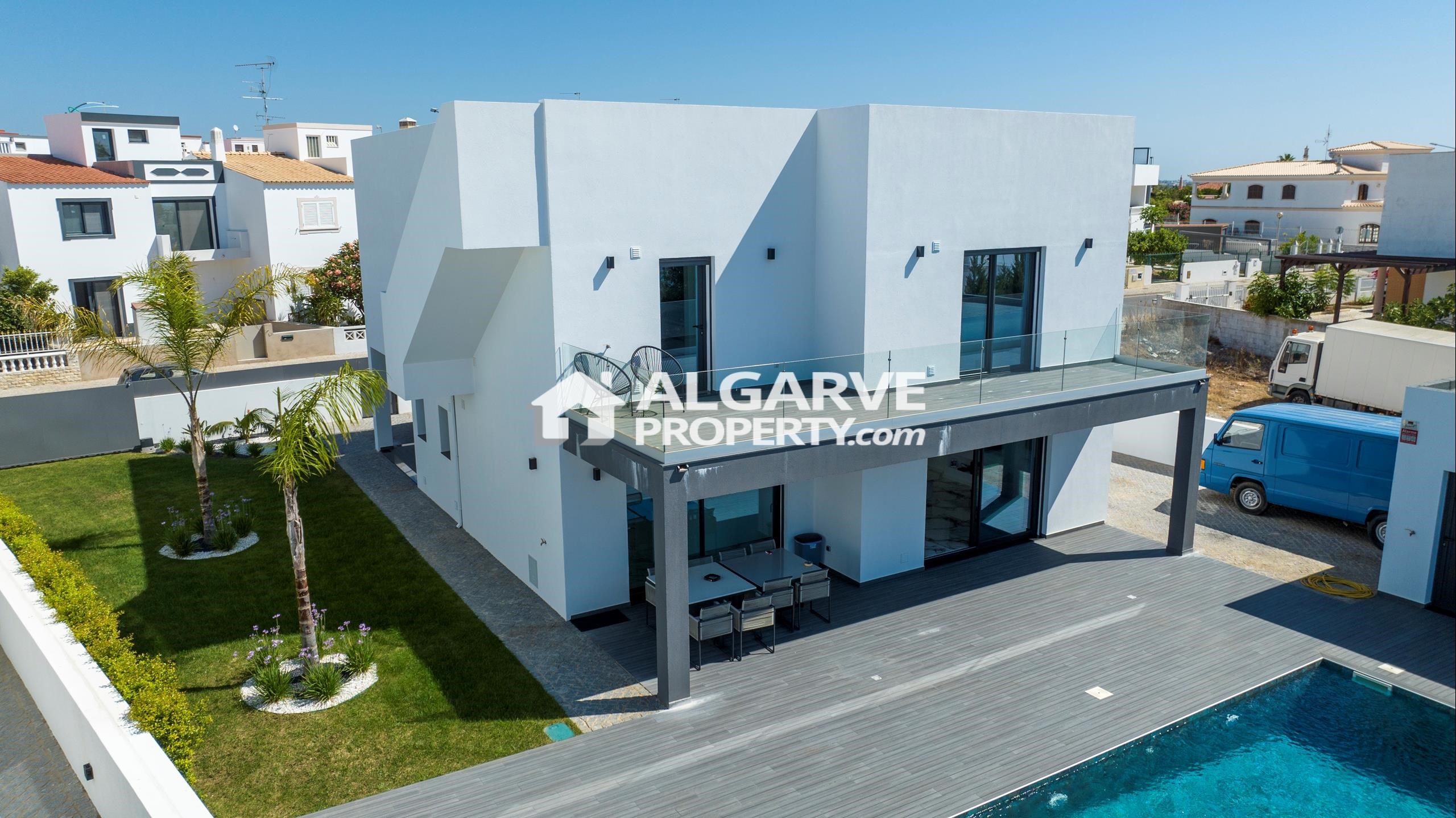 Villa in Areias - view 1