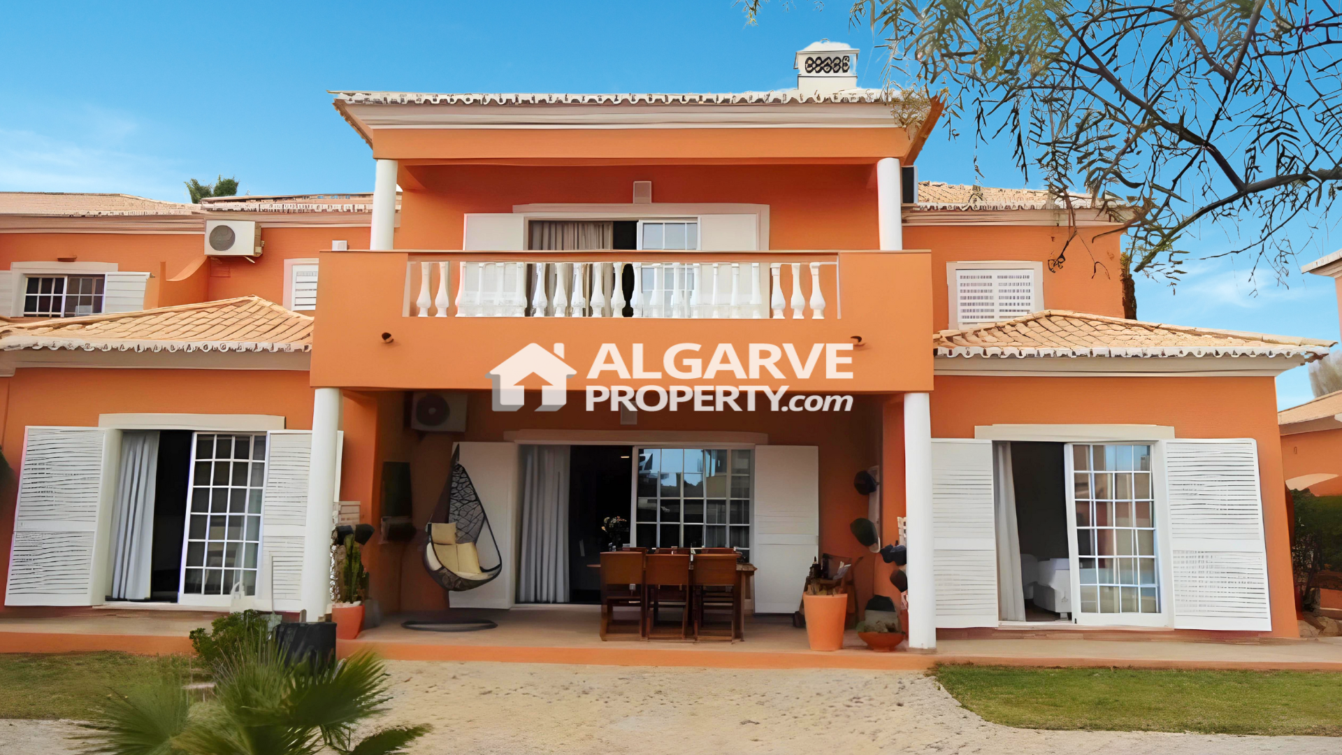 House in Quarteira - view 1