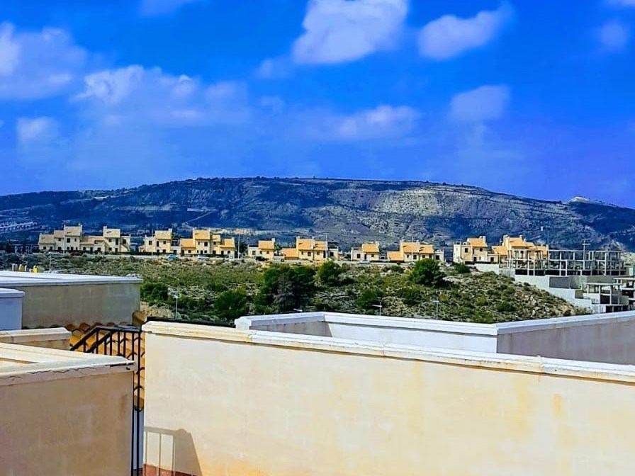 House in Algorfa - view 1