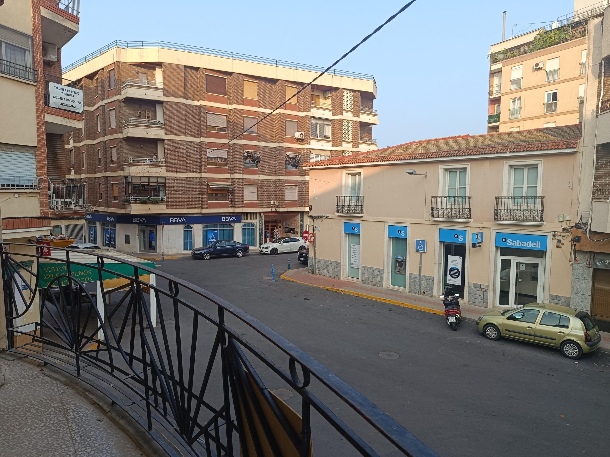 House in Alicante - view 1