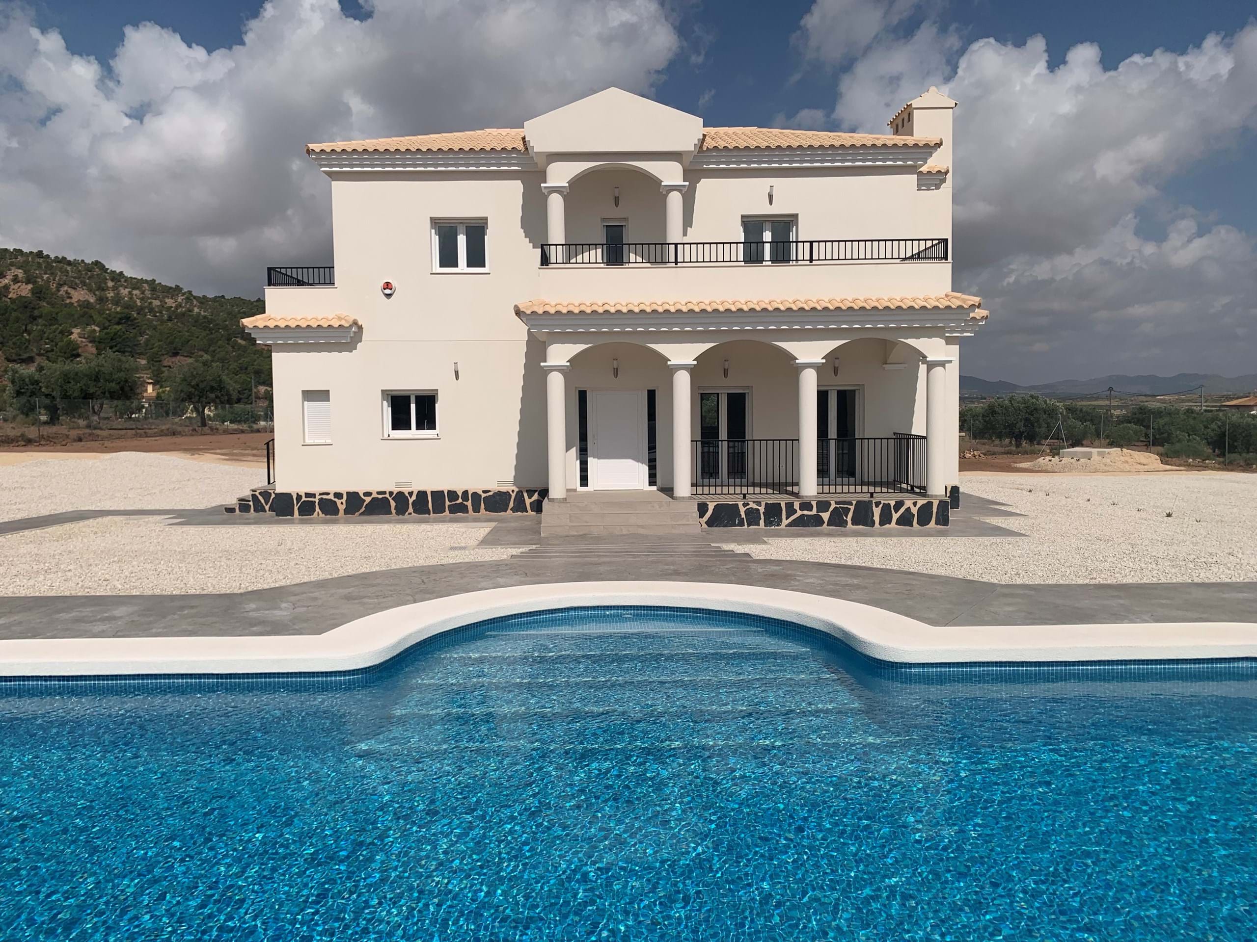 House in Alicante - view 1