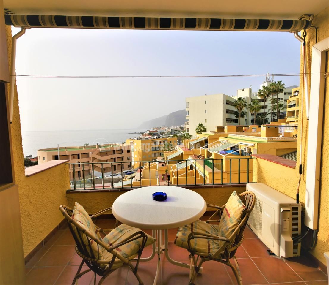 Apartment in Puerto de Santiago - view 1