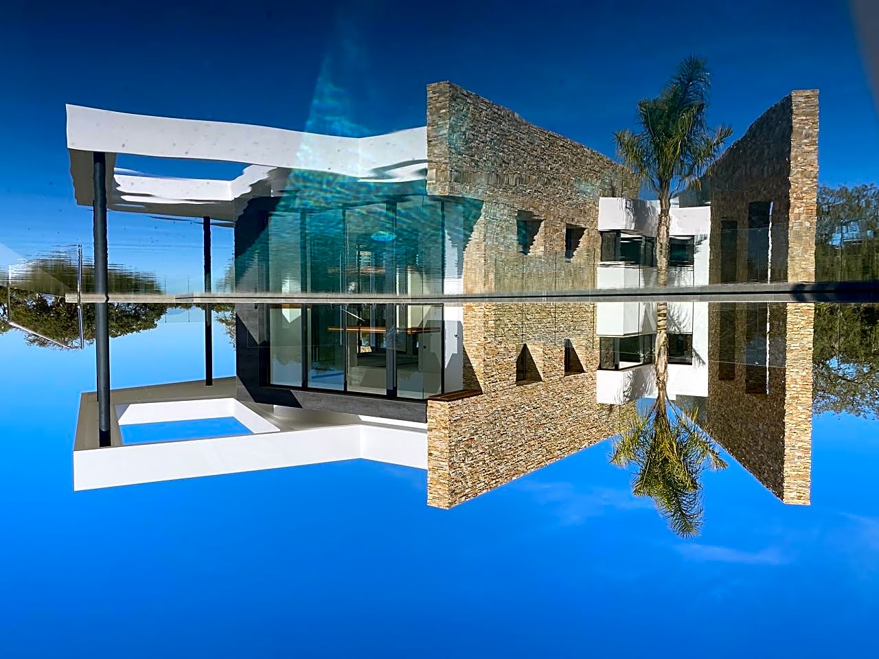 Villa in San Roque - view 1