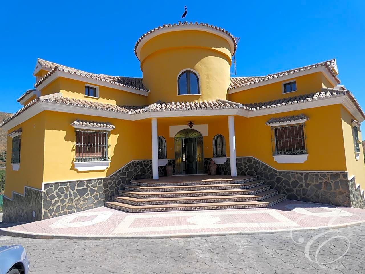 Villa in Malaga - view 1