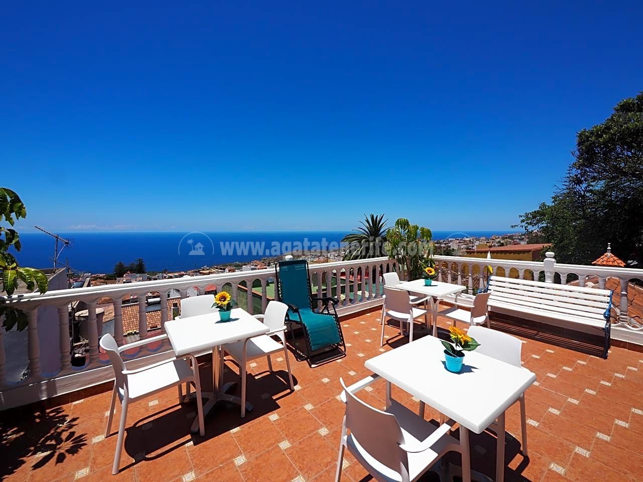Villa in Santa Cruz de Tenerife - view 1