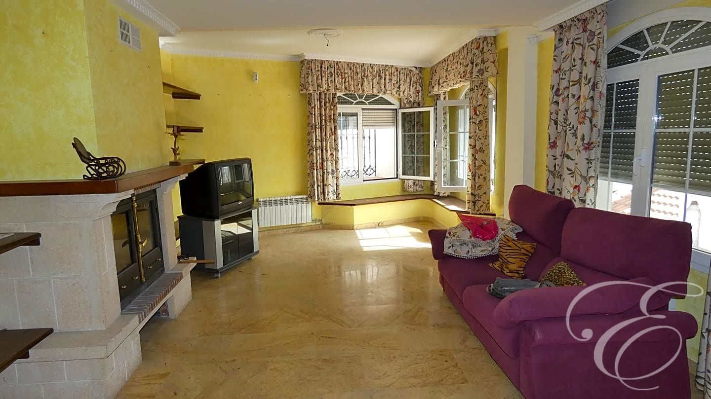 House in Ventas de Zafarraya - view 1