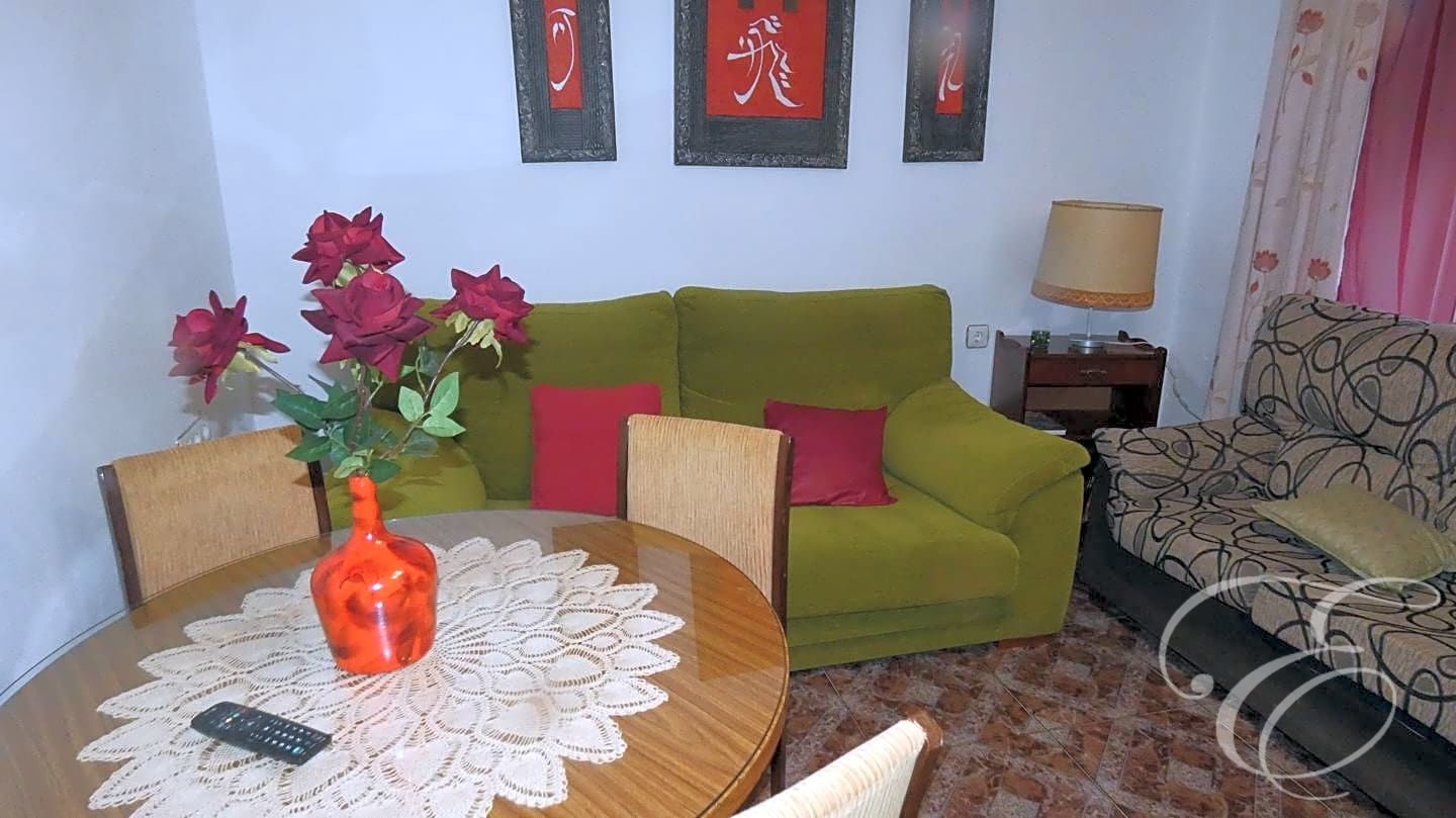 Villa in Cacin - view 1