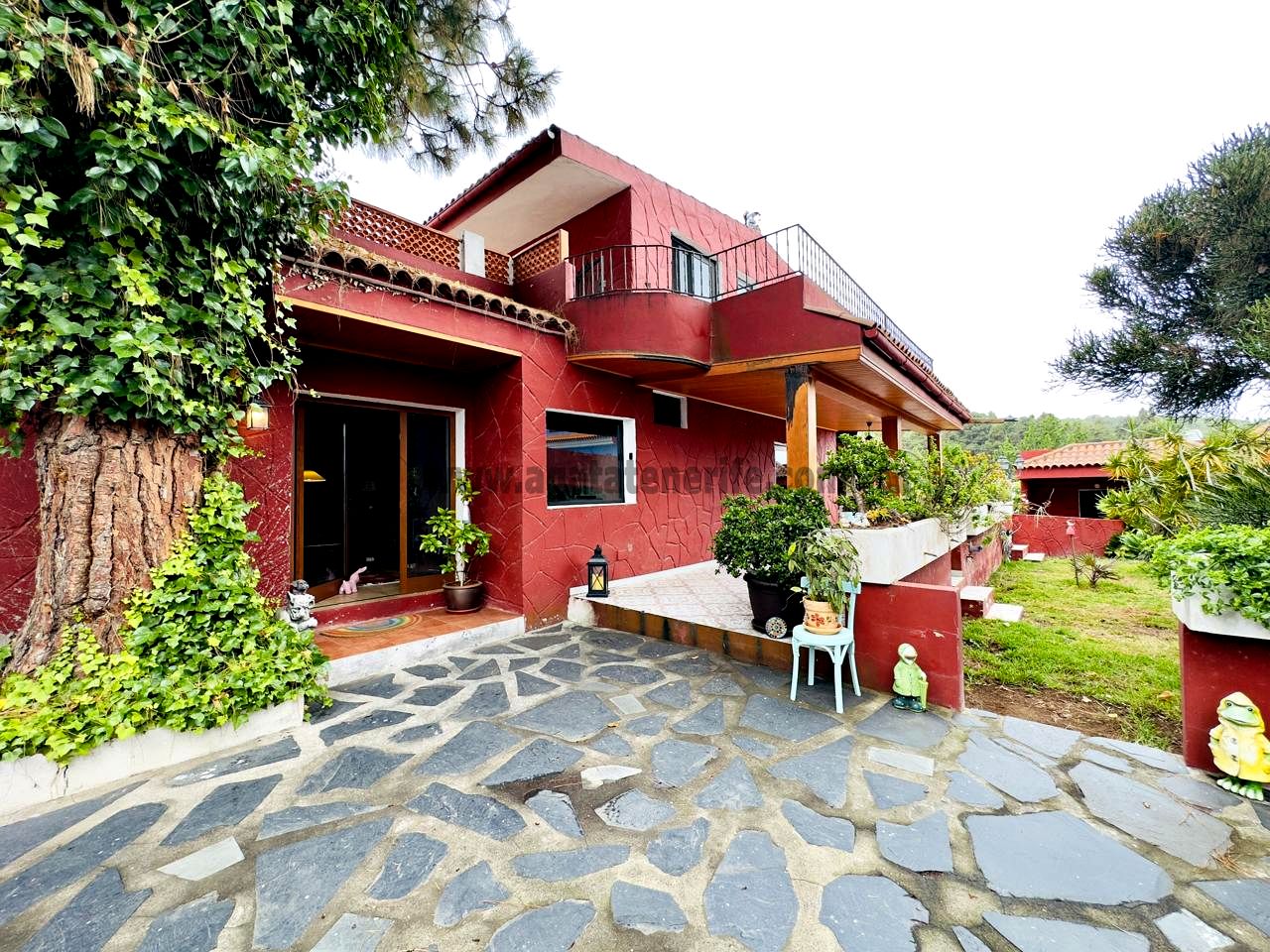 Villa in Santa Cruz de Tenerife - view 1