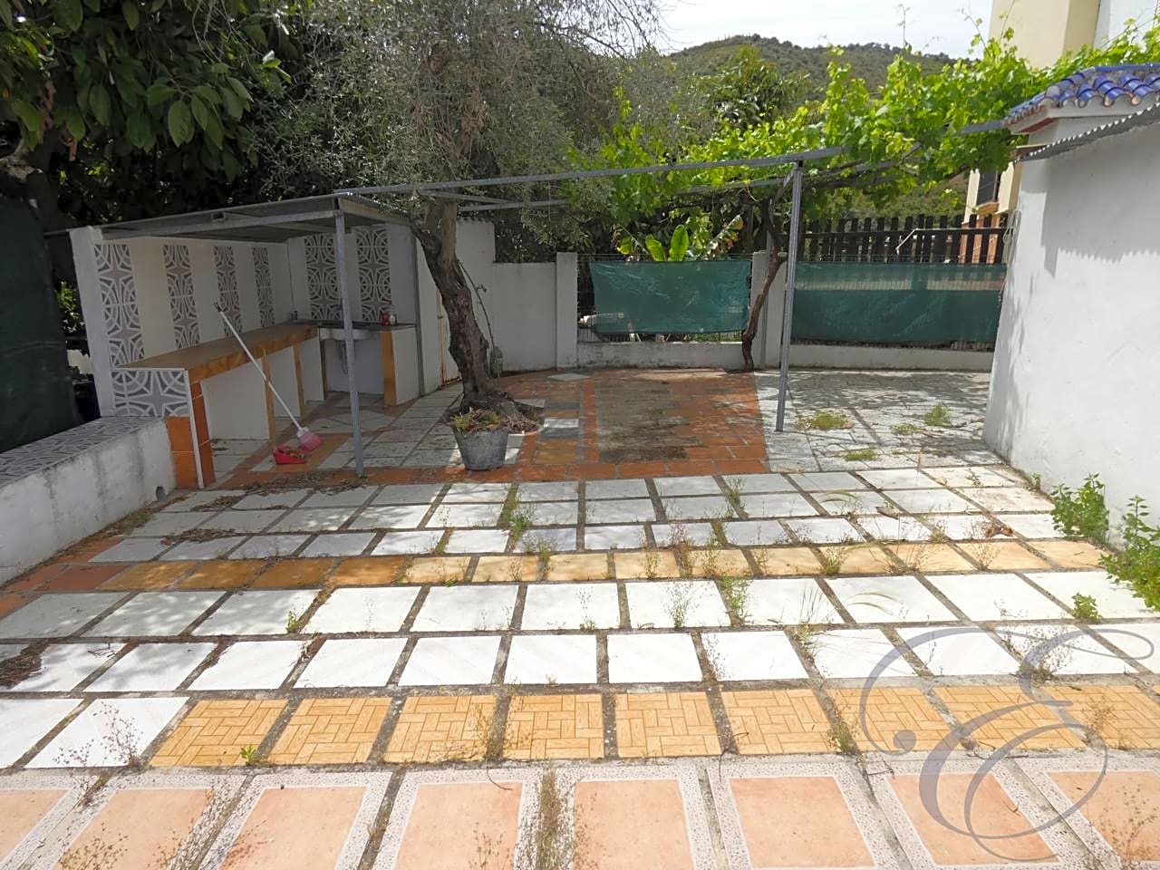 House in Alcutar - view 1