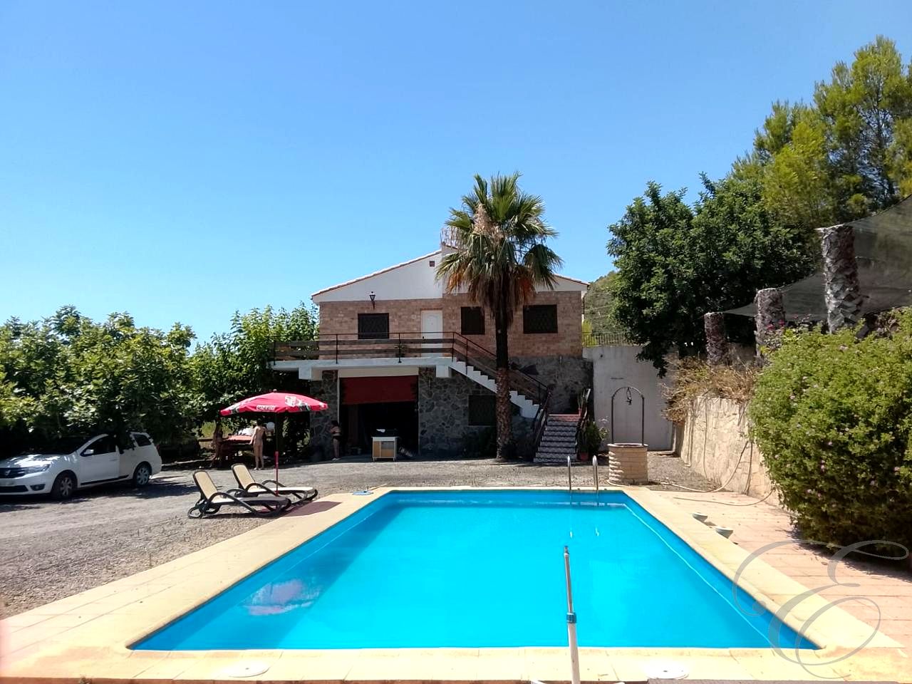 House in Granada - view 1