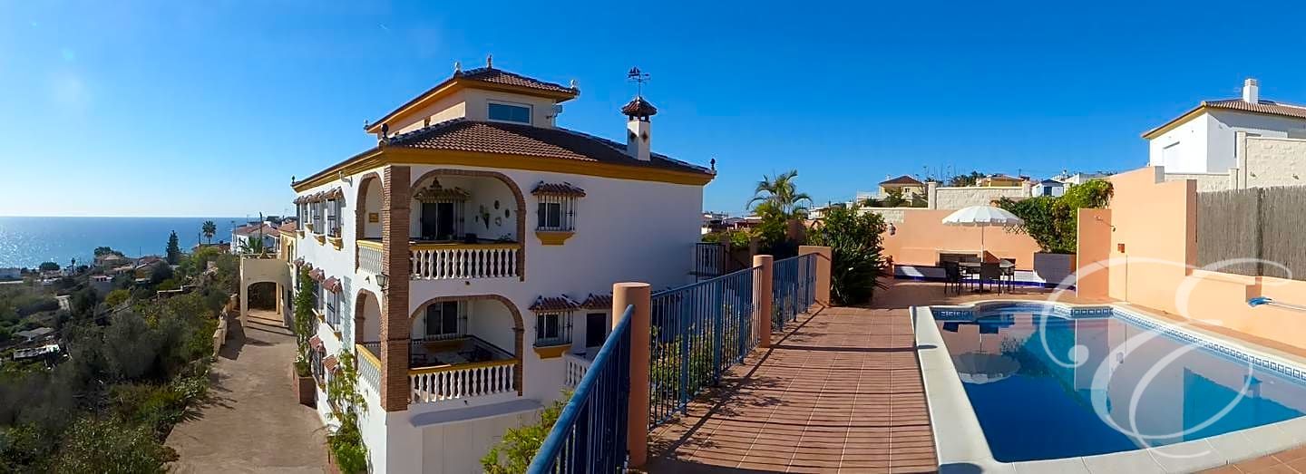 Villa in Torre del Mar - view 1
