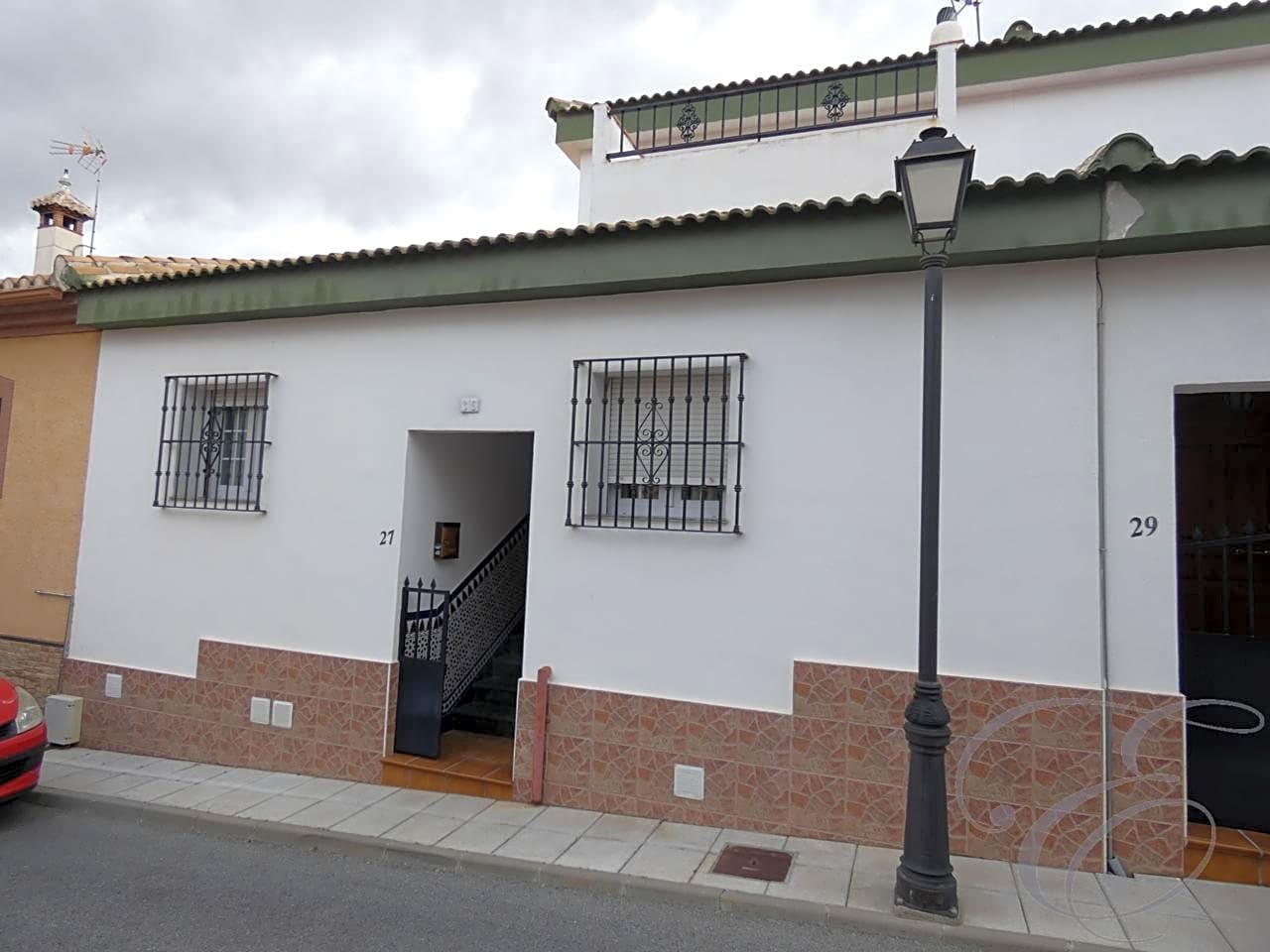 Villa in Granada - view 1