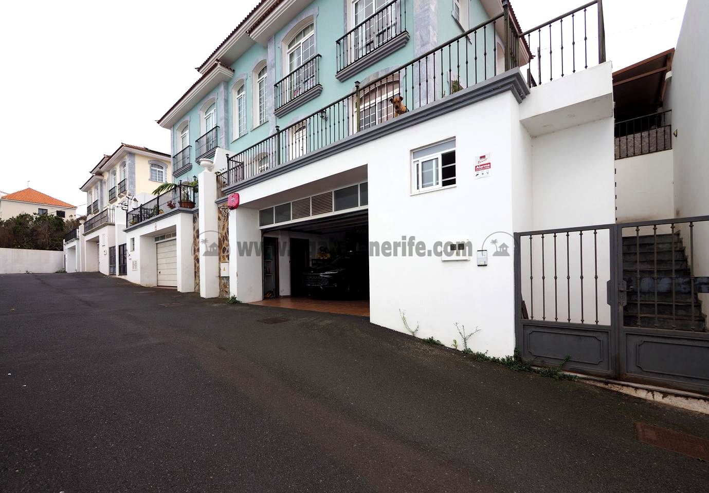 Villa in La Florida - view 1