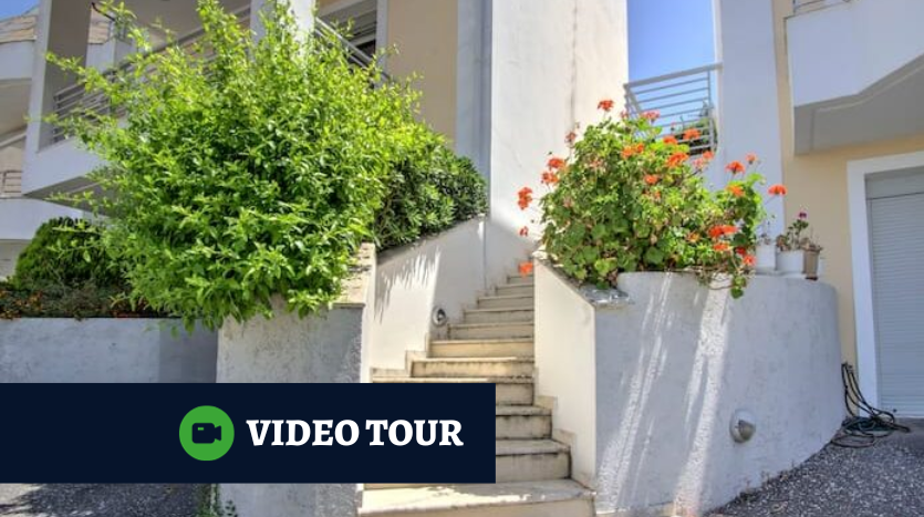 House in Perama - view 1