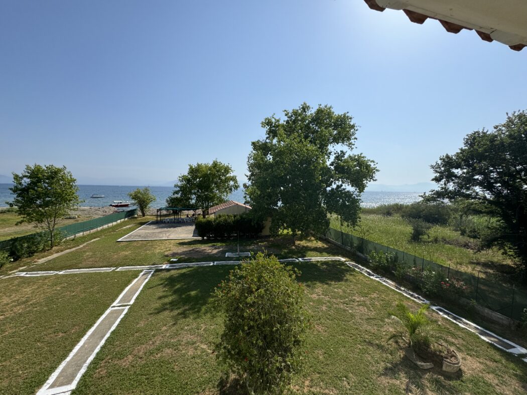 Apartment in Lefkimmi - view 1
