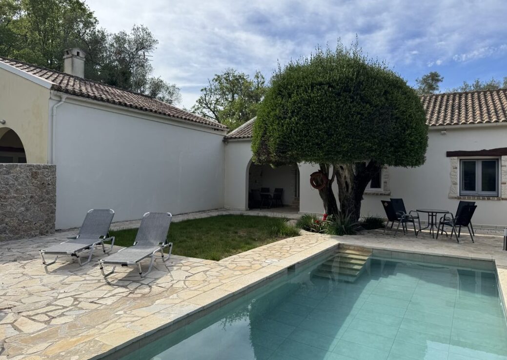 House in Pelekas - view 1