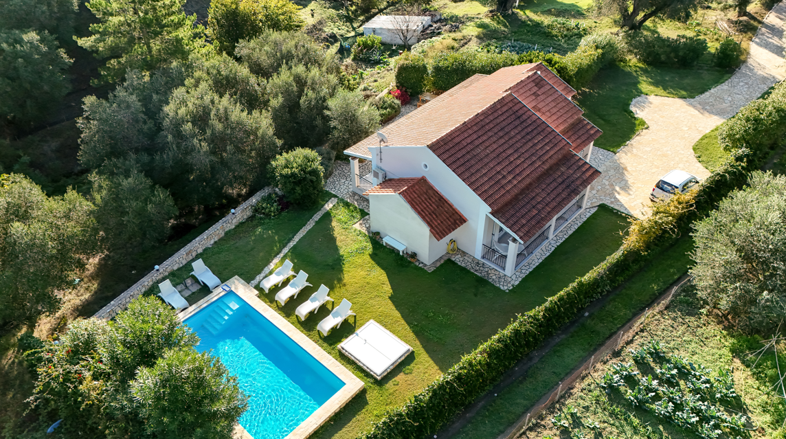 Villa in Afionas - view 1