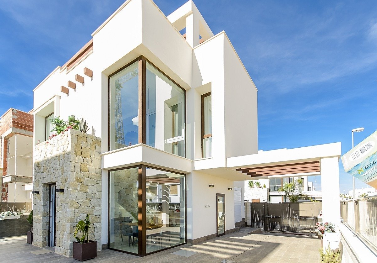Villa in Los Montesinos - view 1
