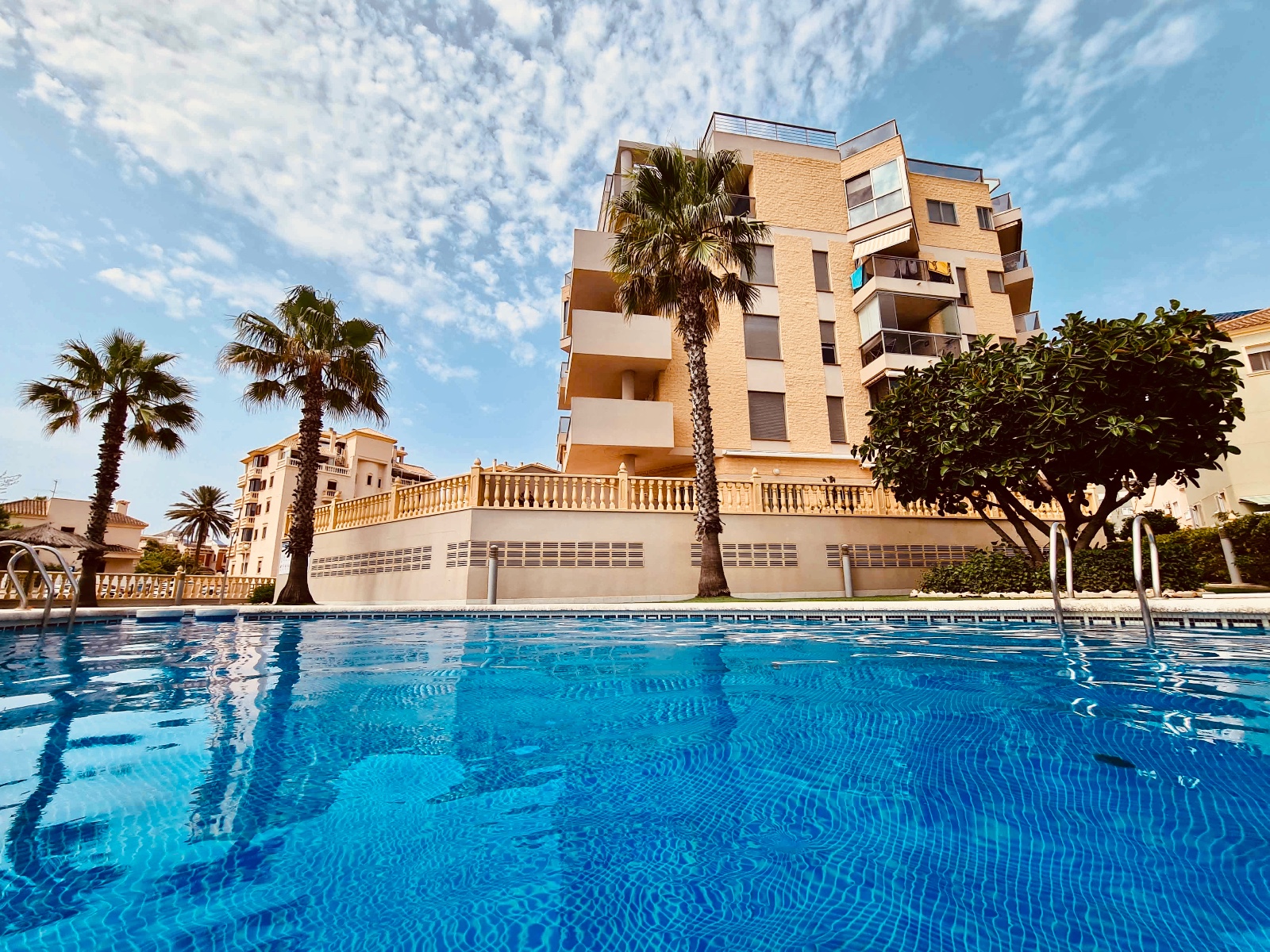 Apartment in Guardamar del Segura - view 1