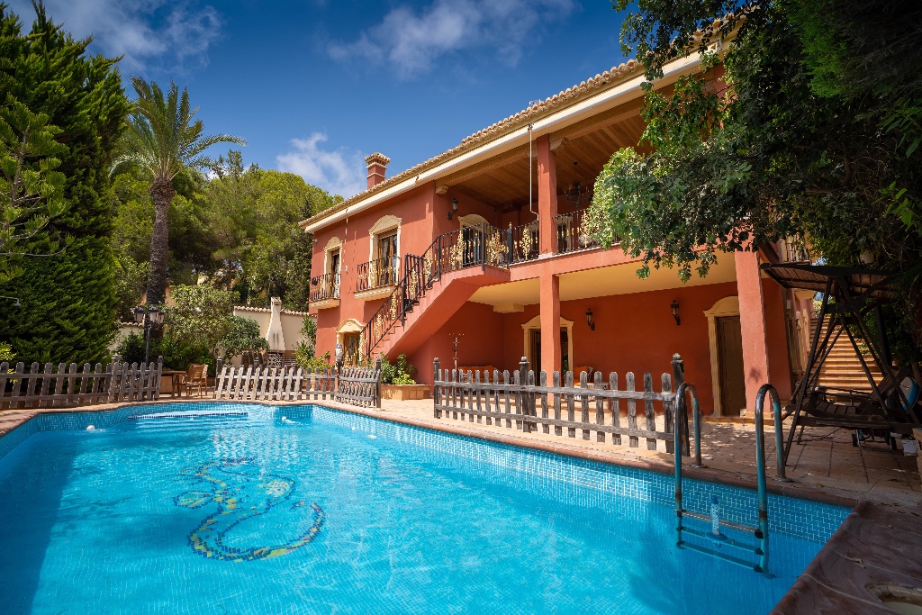 Villa in Urbanizacion los Balcones - view 1