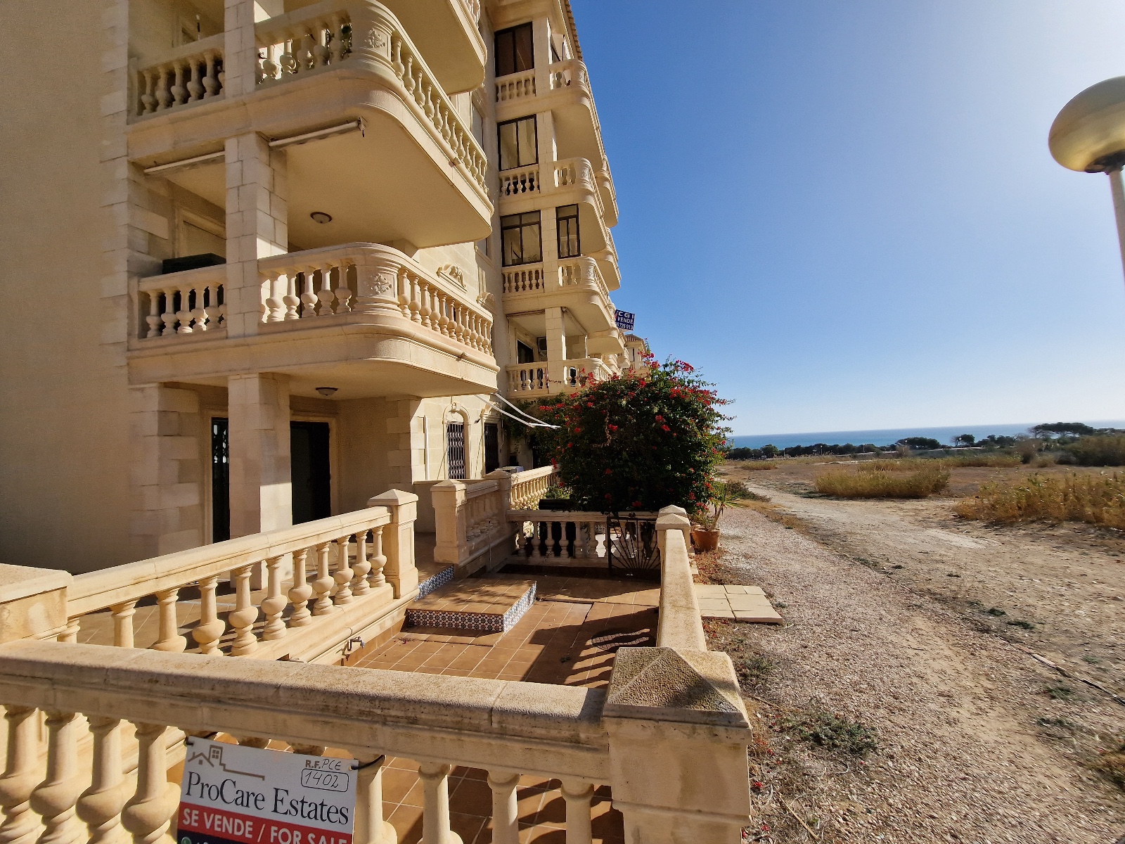 Apartment in Alicante - view 1