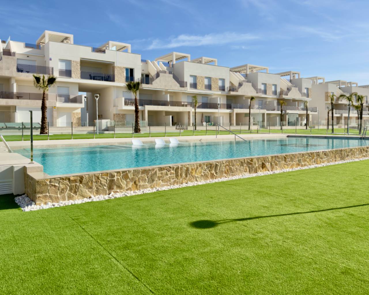 Apartment in Urbanizacion El Raso - view 1