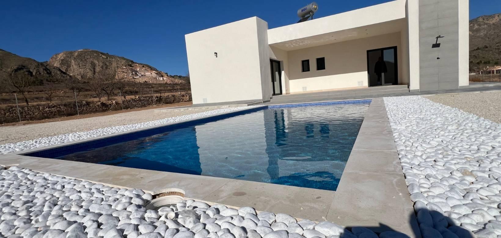 Villa in Alicante - view 1