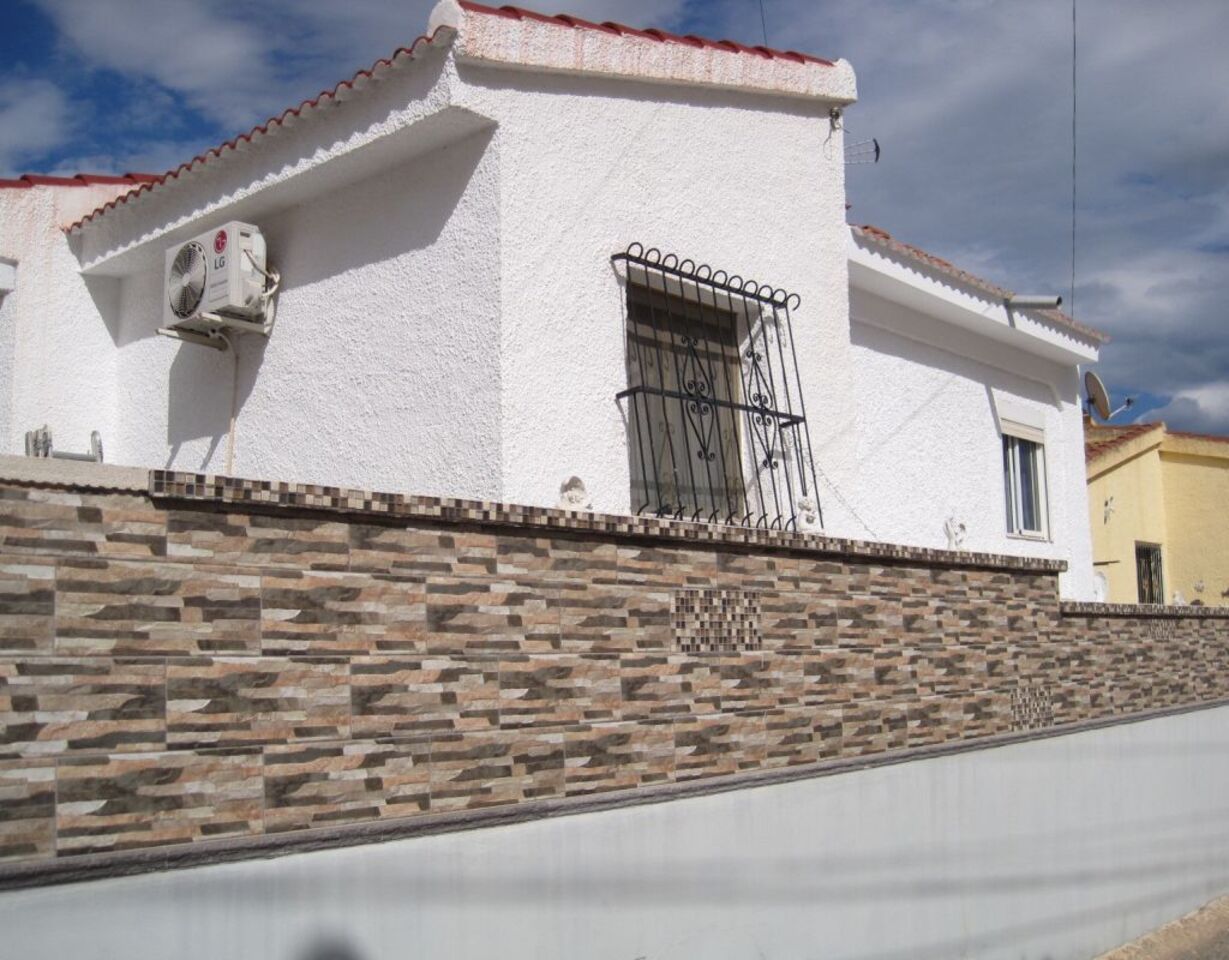 Villa in Ciudad Quesada - view 1