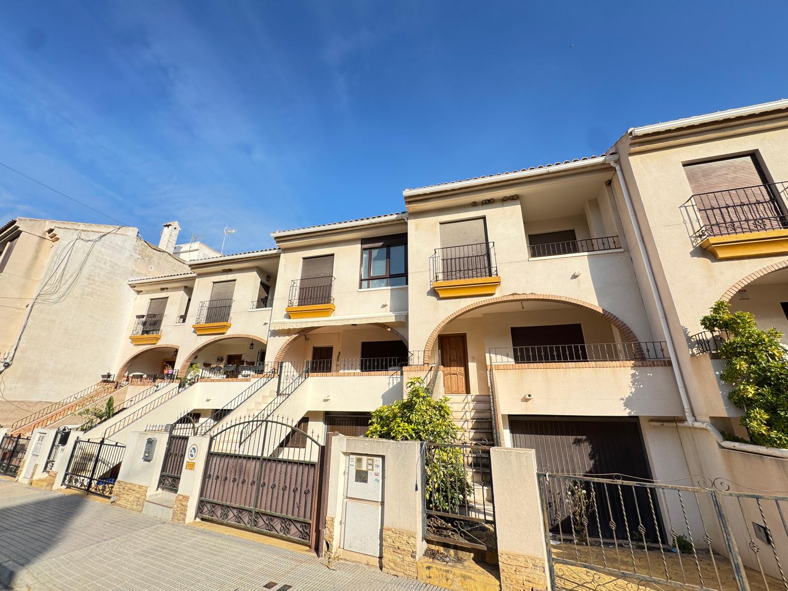 House in San Miguel de Salinas - view 1