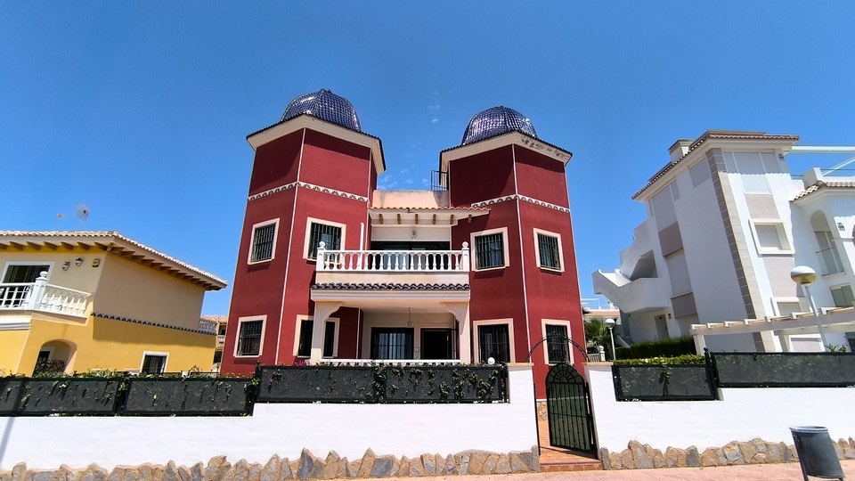 House in Ciudad Quesada - view 1