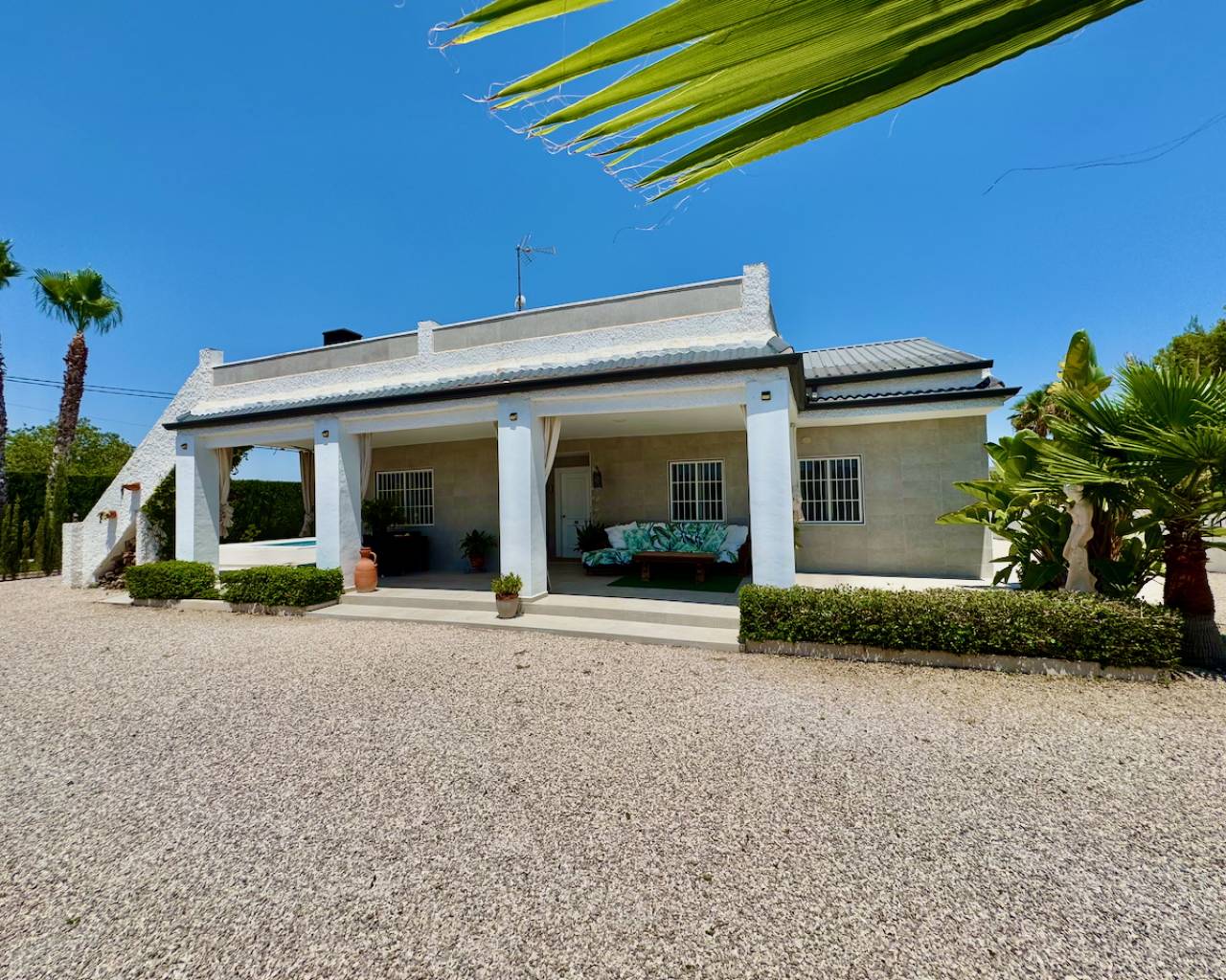 House in Alicante - view 1