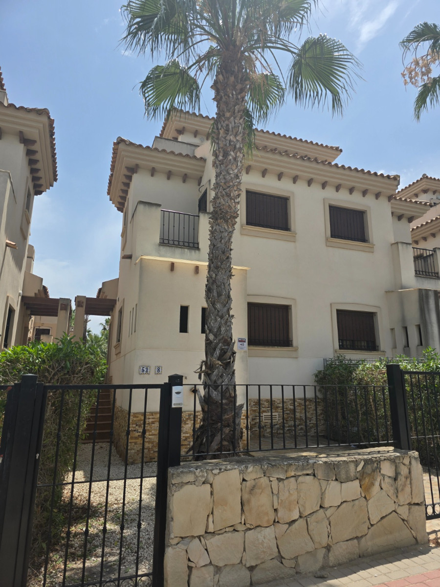 House in Alicante - view 1