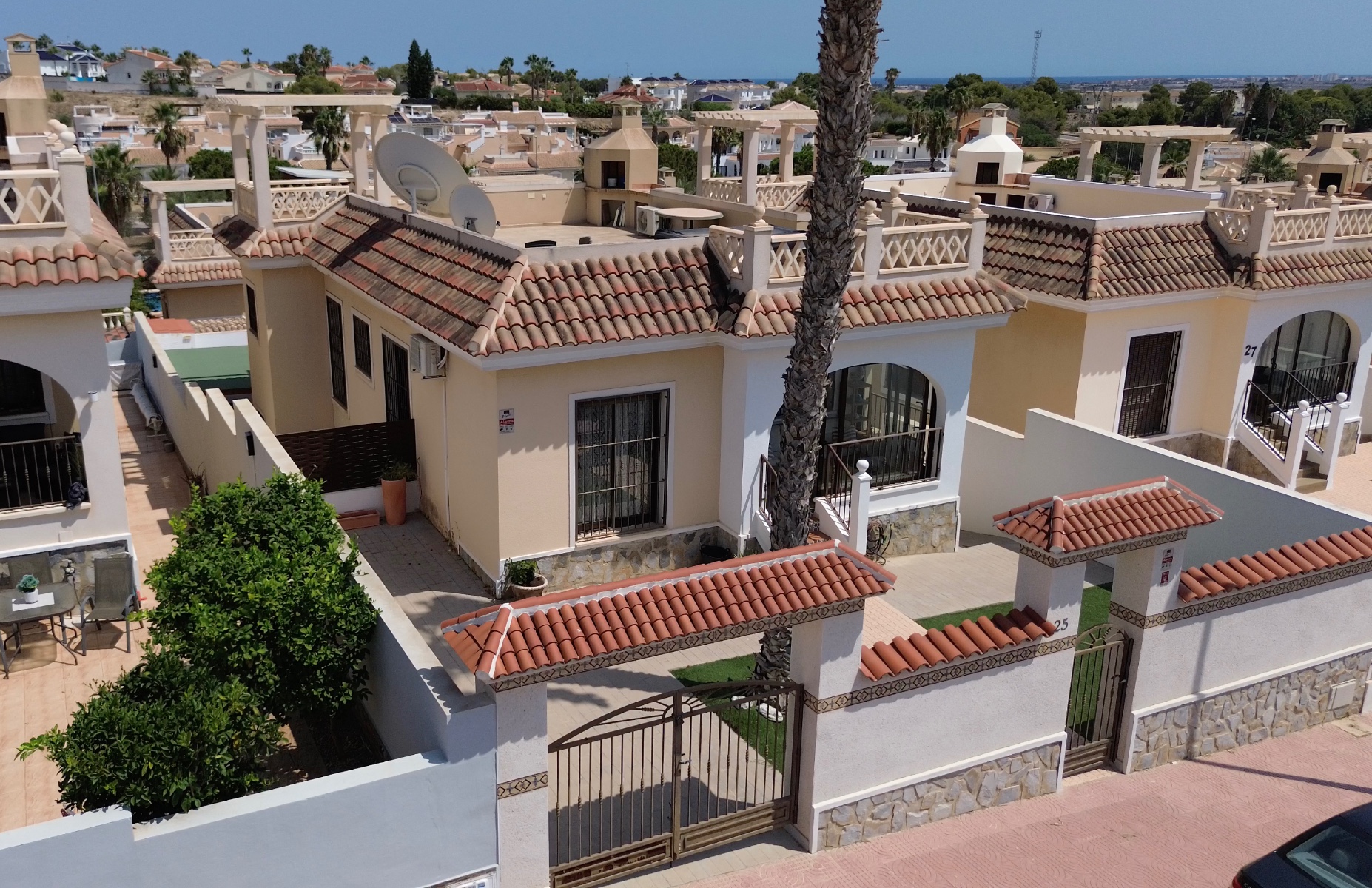 Villa in Ciudad Quesada - view 1