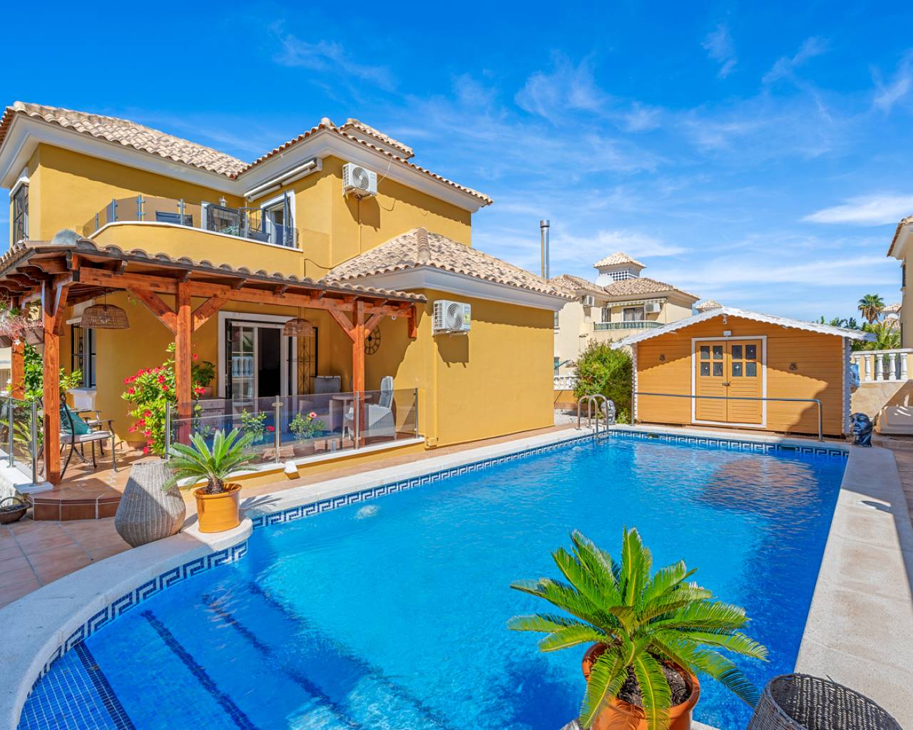 Villa in Algorfa - view 1