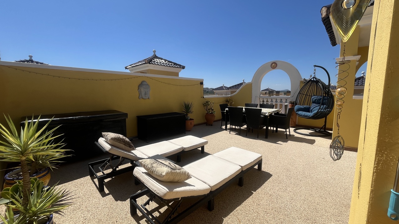 Apartment in Alicante - view 1