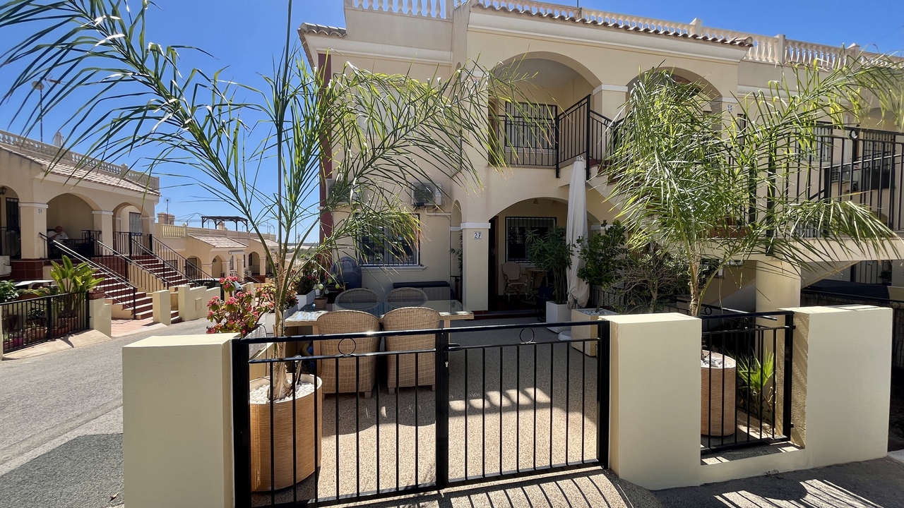 Apartment in Algorfa - view 1