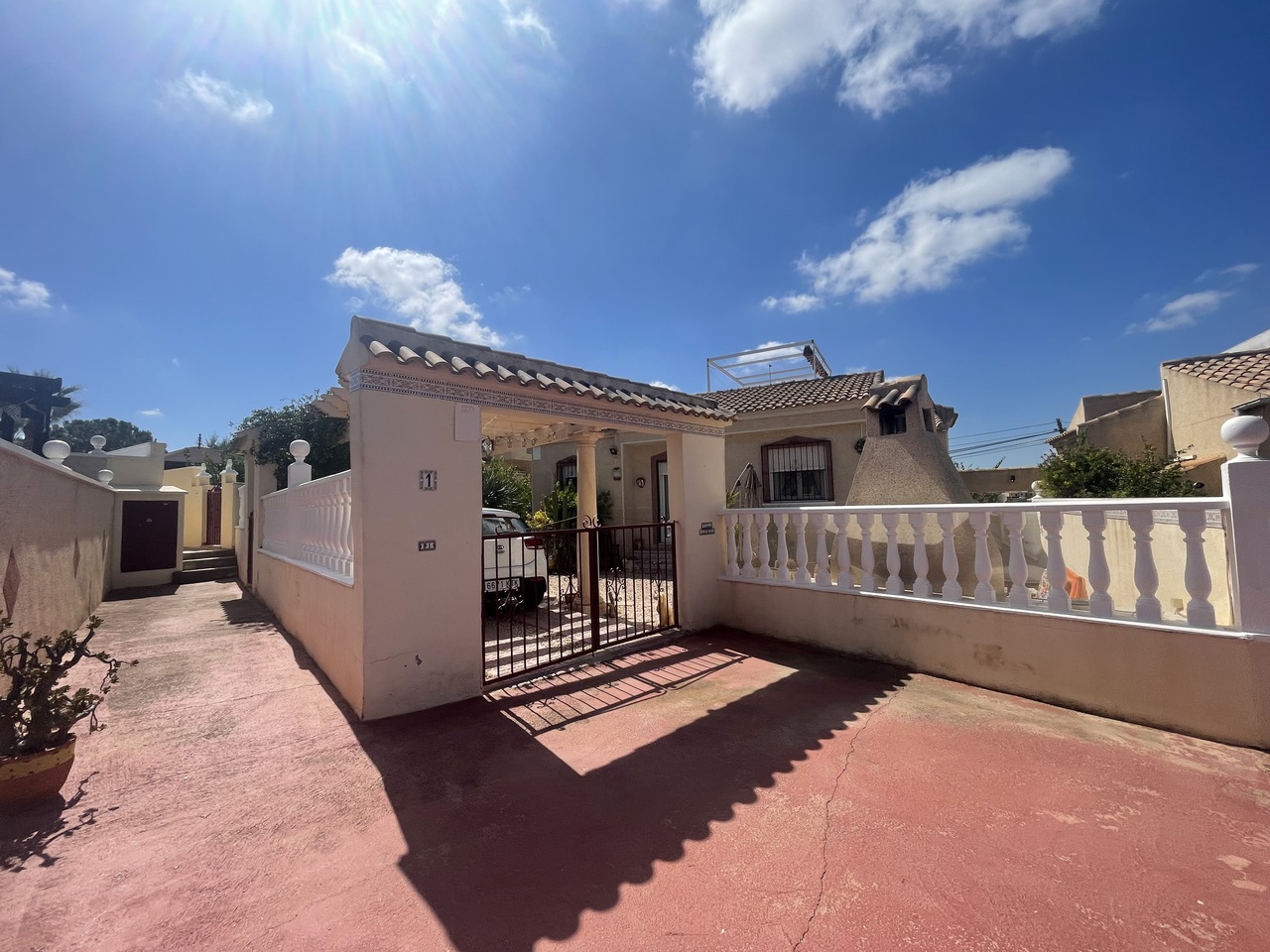 Villa in Almoradi - view 1