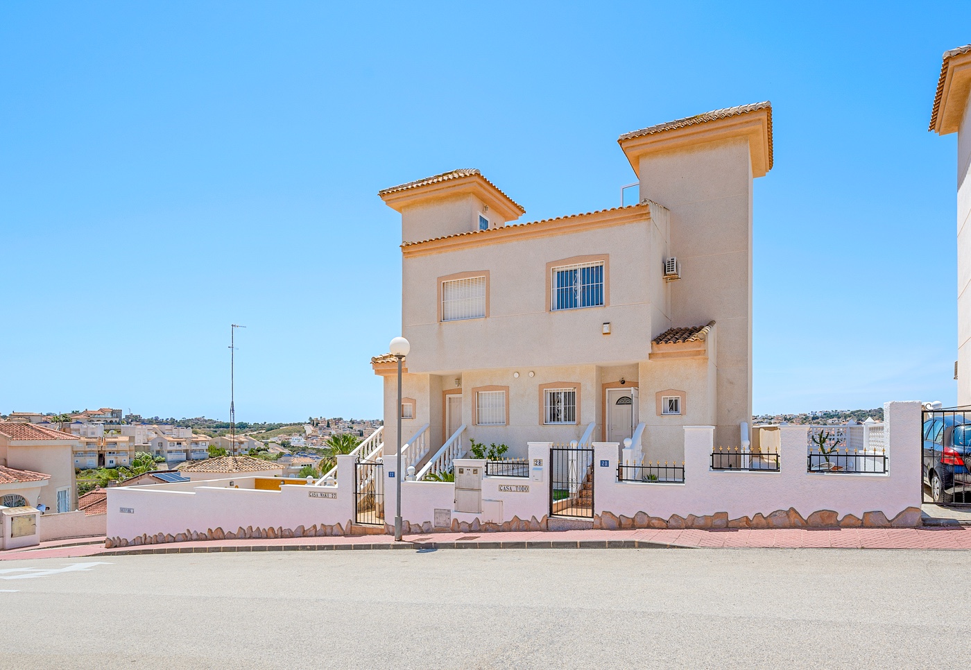 Villa in Ciudad Quesada - view 1