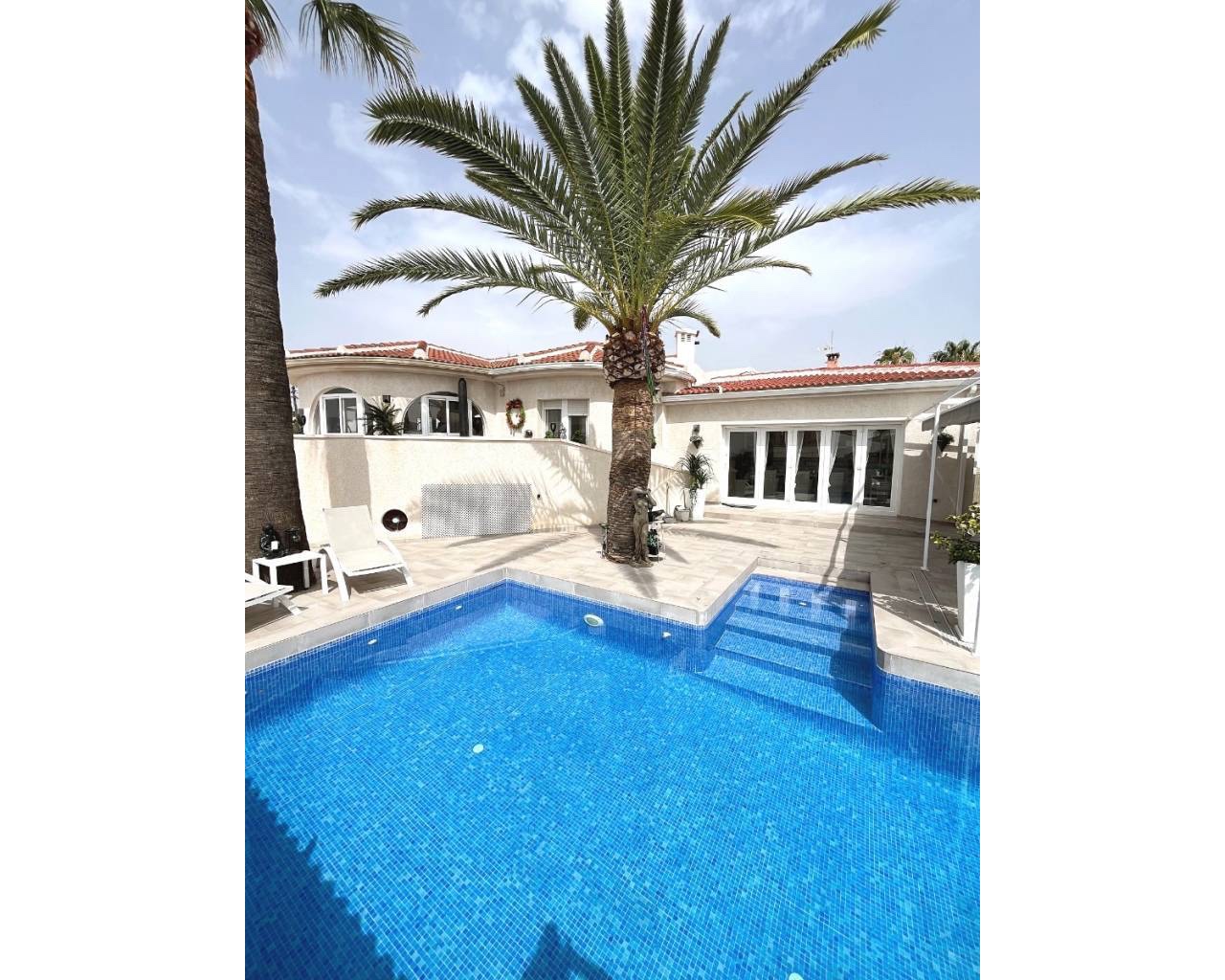 Villa in Ciudad Quesada - view 1