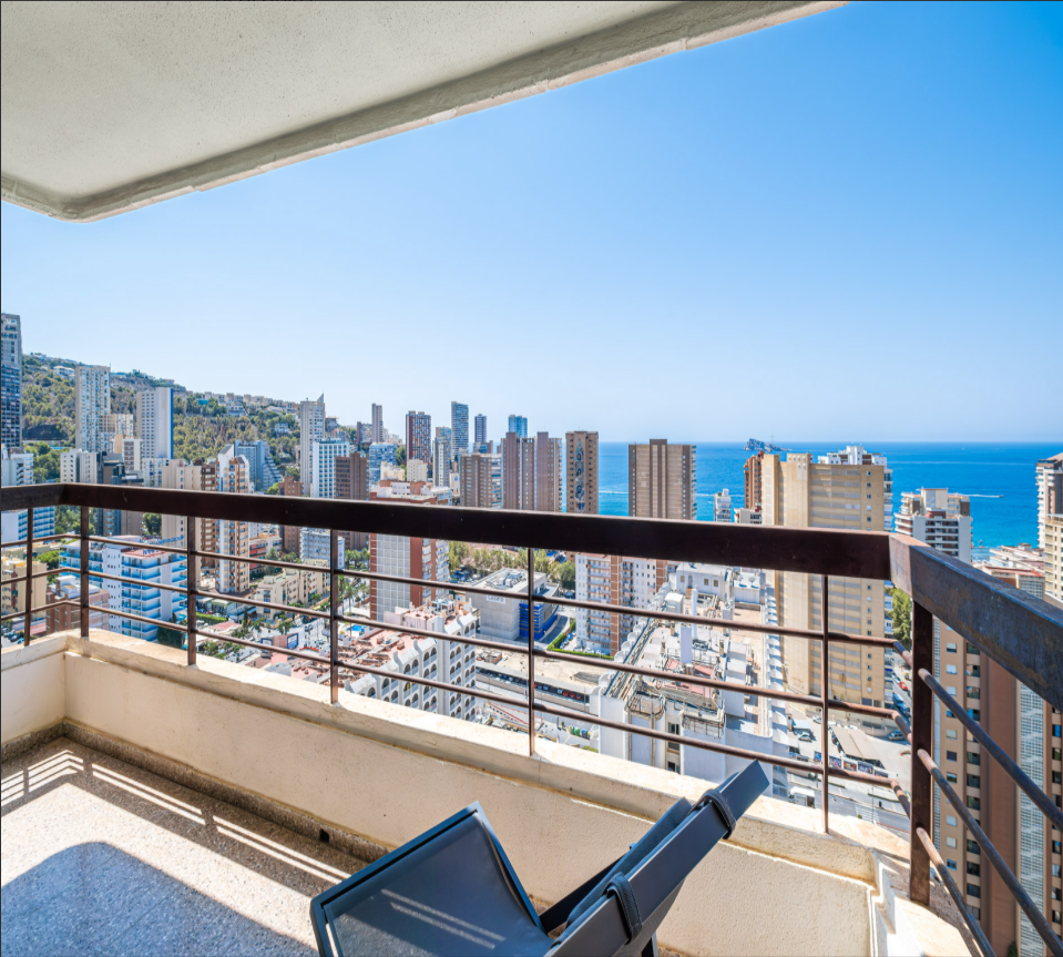 Apartment in Benidorm - view 1