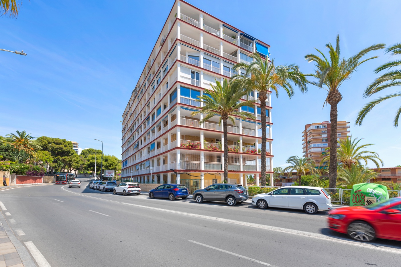 Apartment in Alicante - view 1