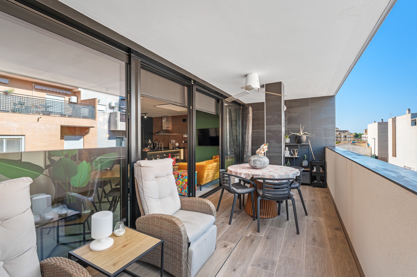 Apartment in Alicante - view 1