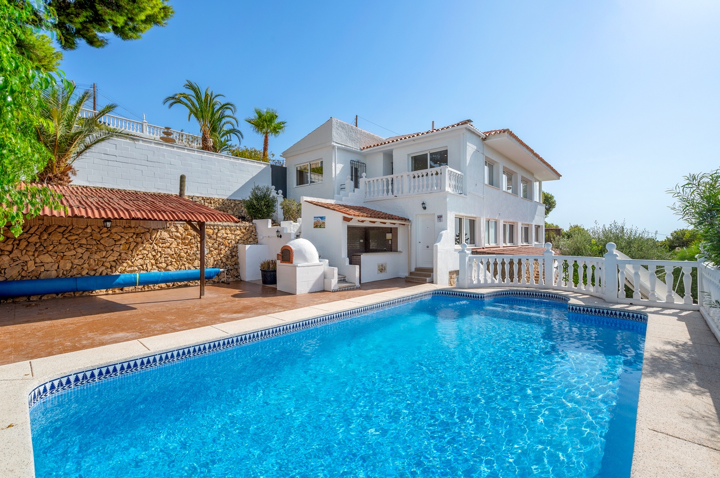 Villa in Alicante - view 1