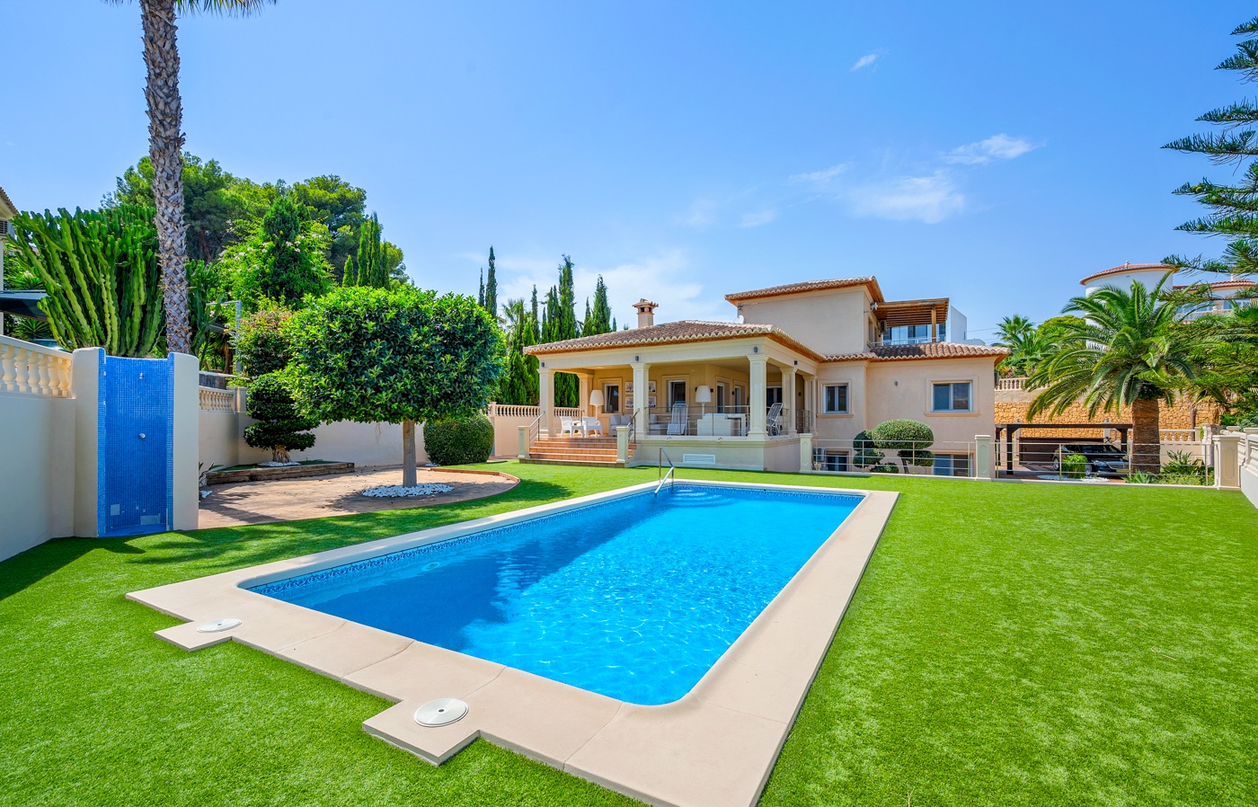 Villa in Calp / Calpe - view 1