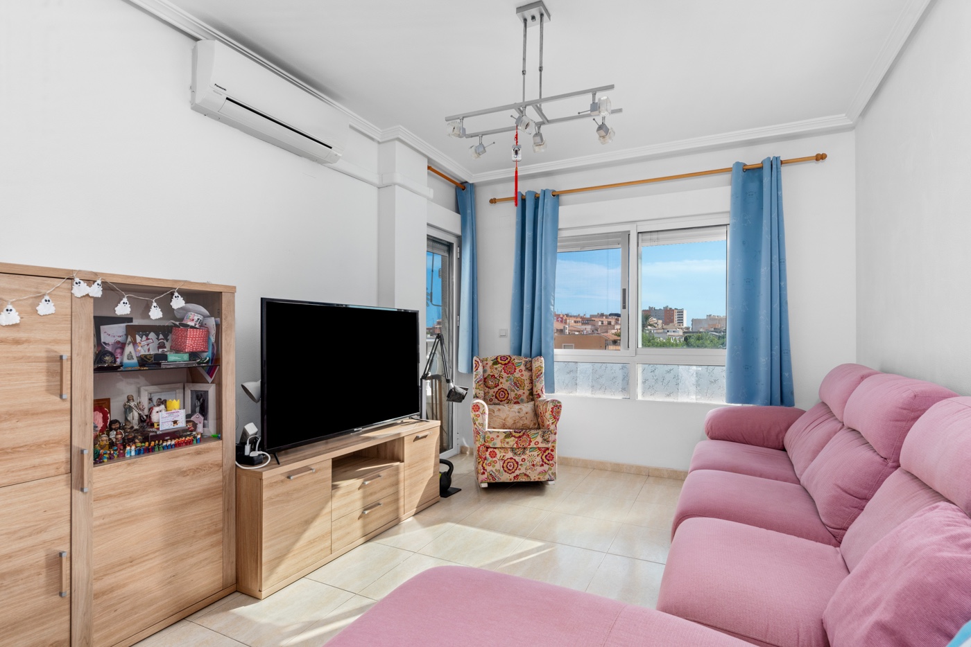 Apartment in El Campello - view 1