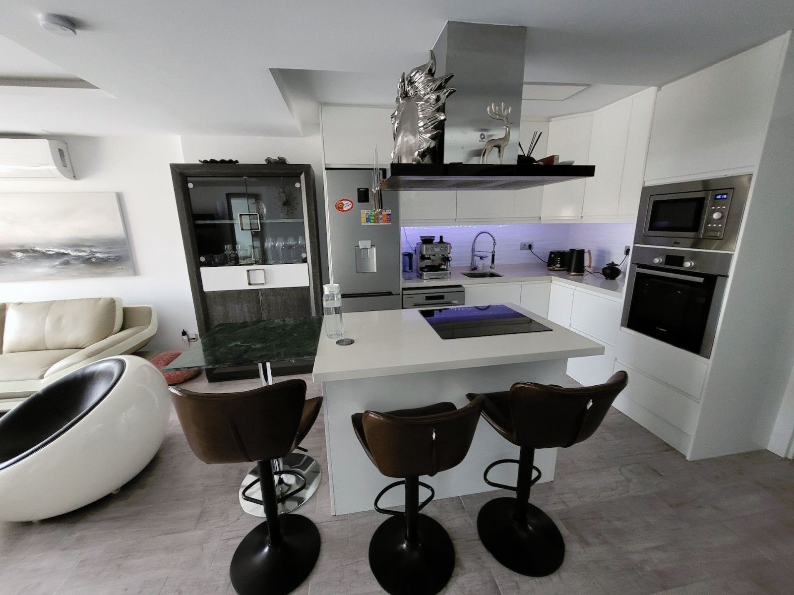 House in Alicante - view 1