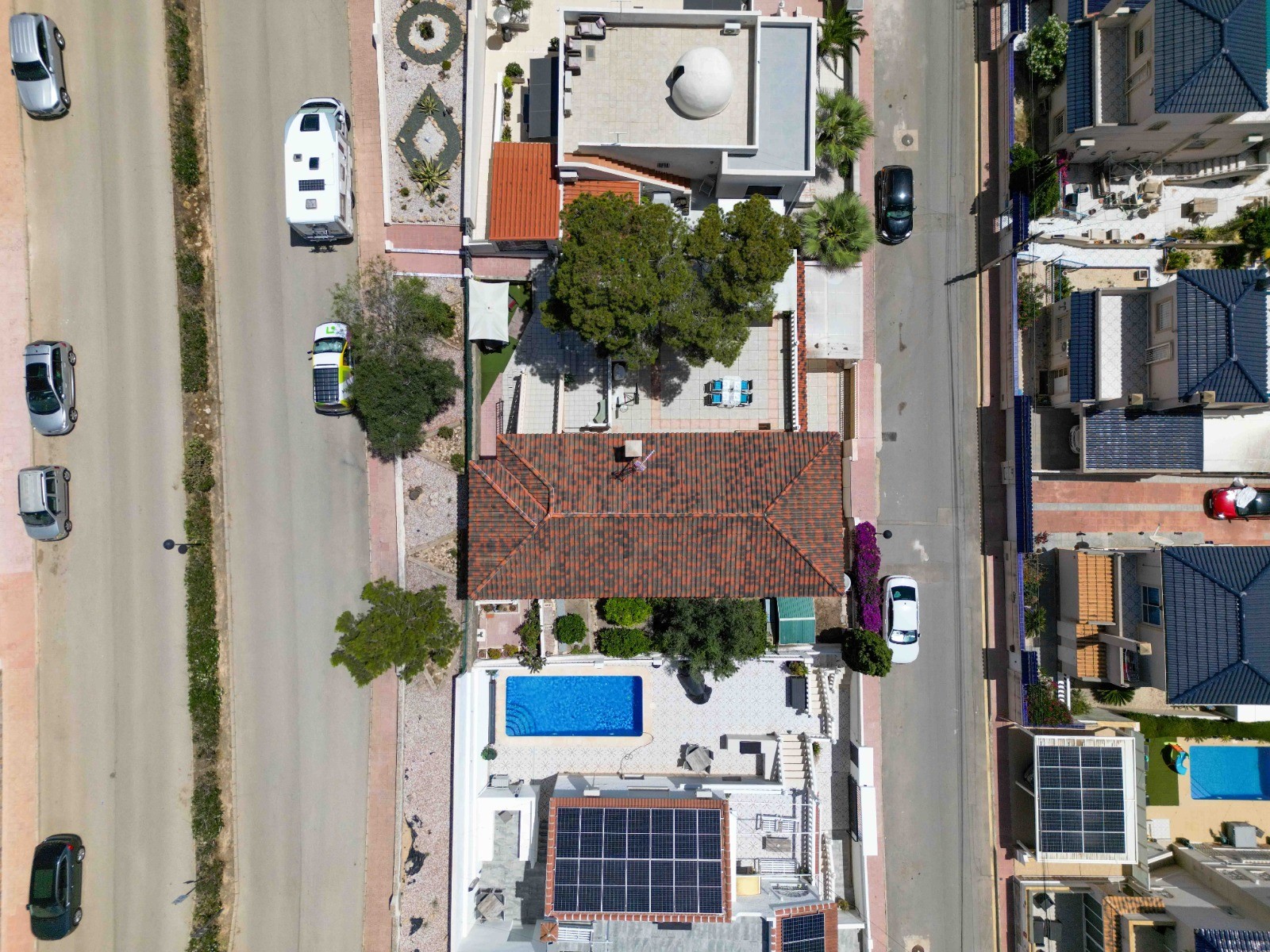 Villa in Alicante - view 1